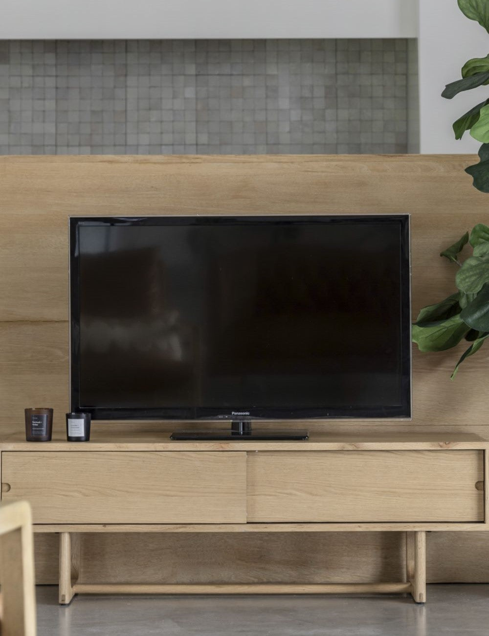 Albie Minimalist Media Unit - Natural