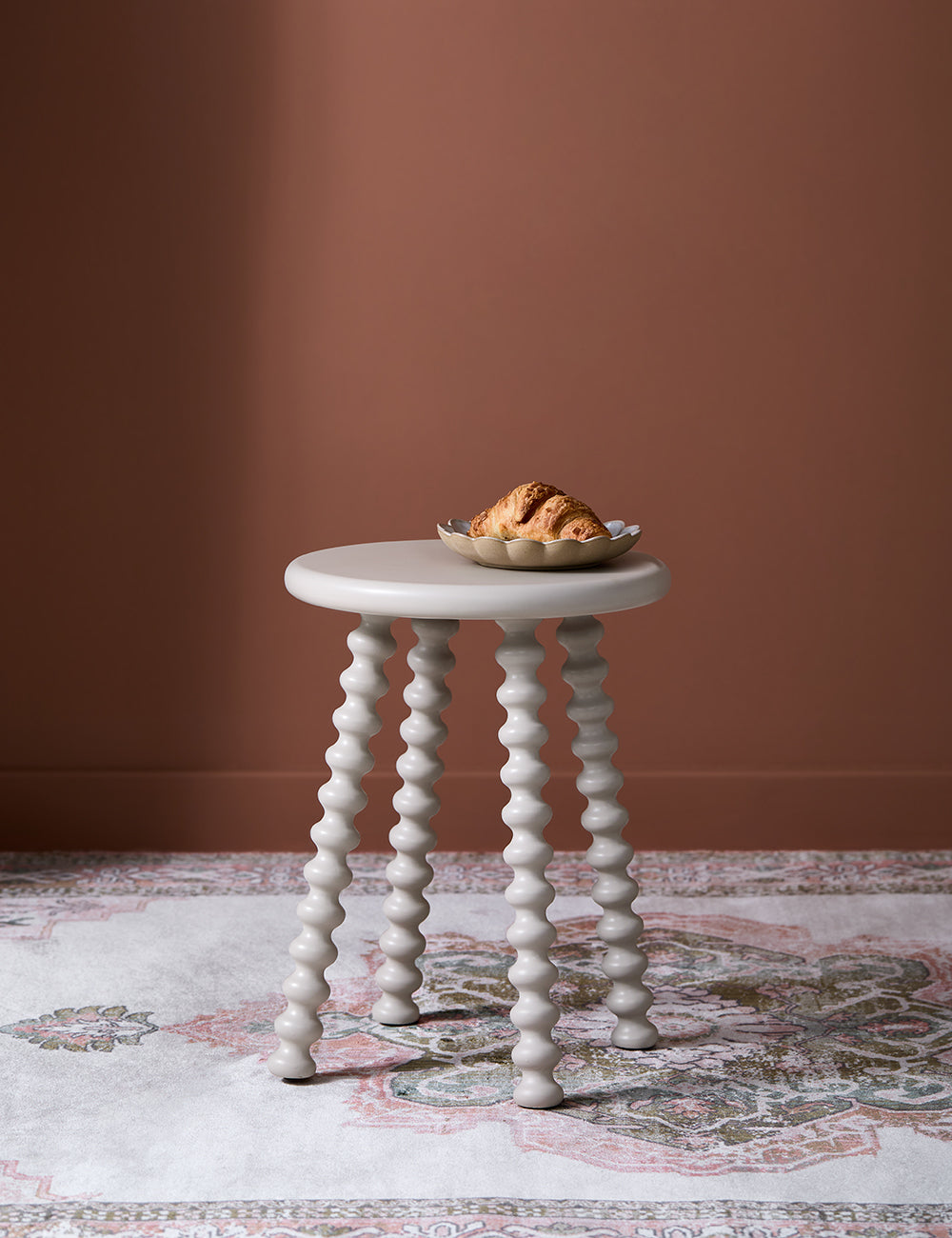 Elsa Side Table In Panna Cotta