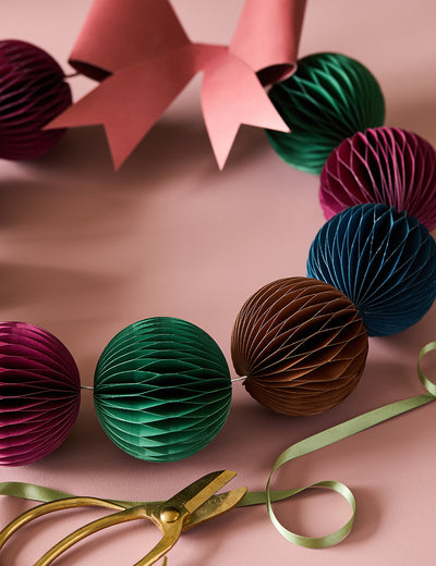 Opulent Colours Paper Origami Balls Wreath With Bow