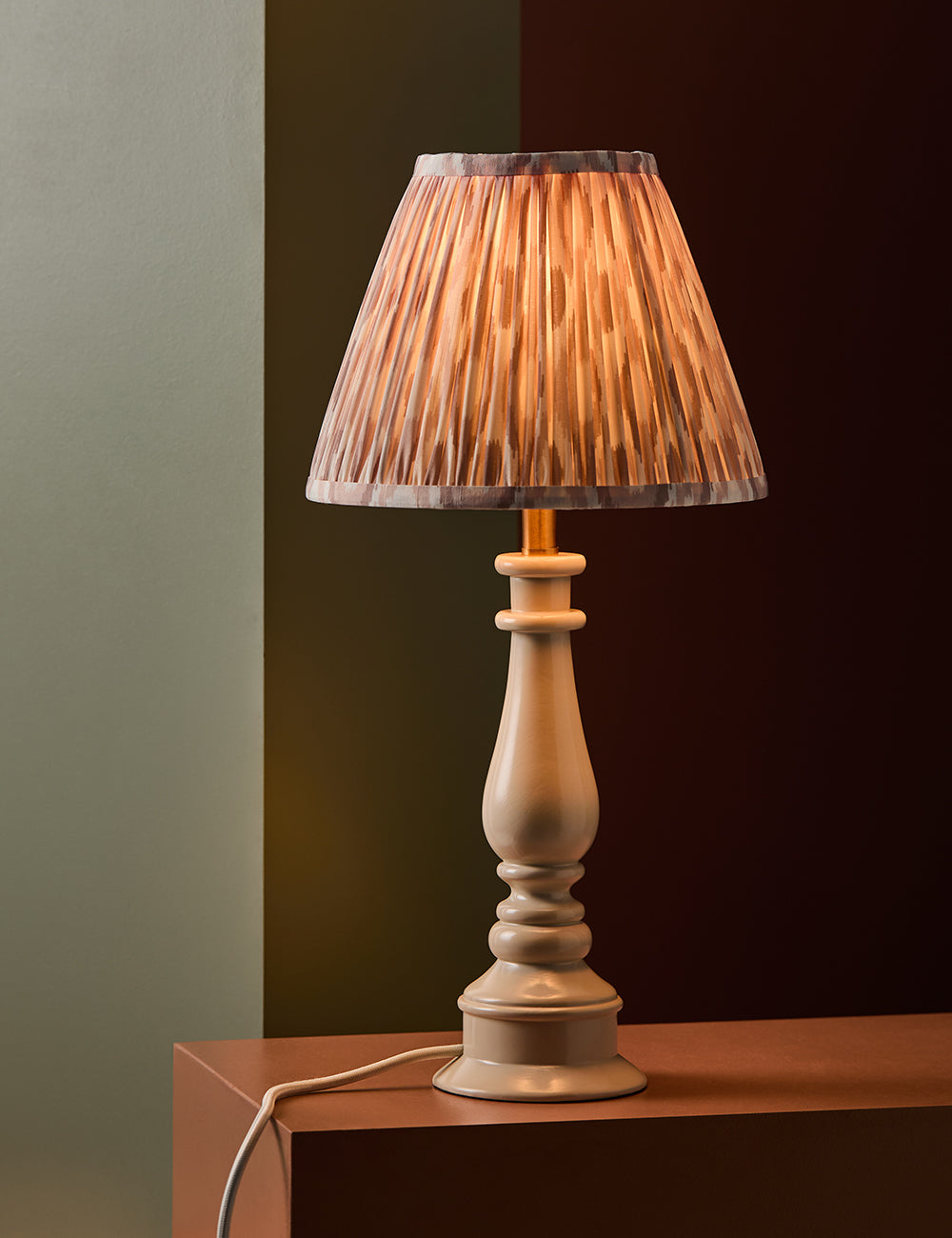 Ric Rac Lamp Base in Chalky White