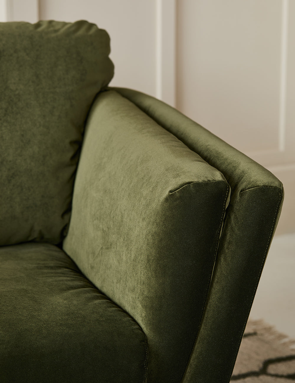 Richmond Armchair Classic Velvet Pine Green