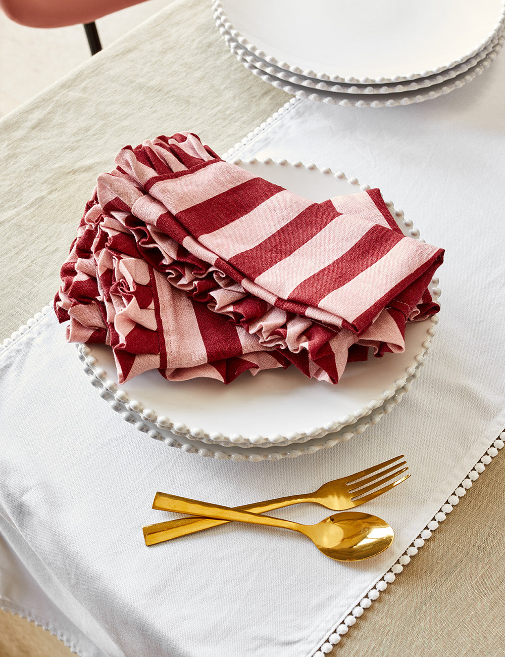 Set of 4 Red & Pink Frilly Linen Napkins