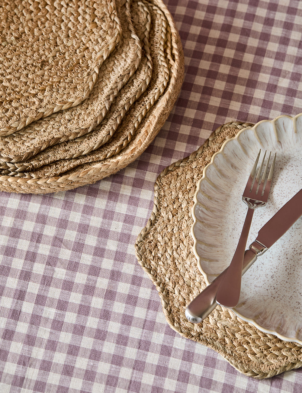 Set of 6 Natural Scalloped Placemats